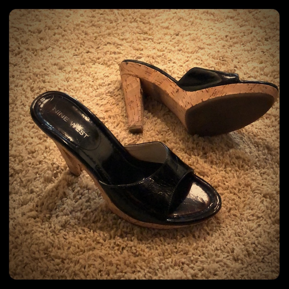 Corked shiny black high heeled sandal